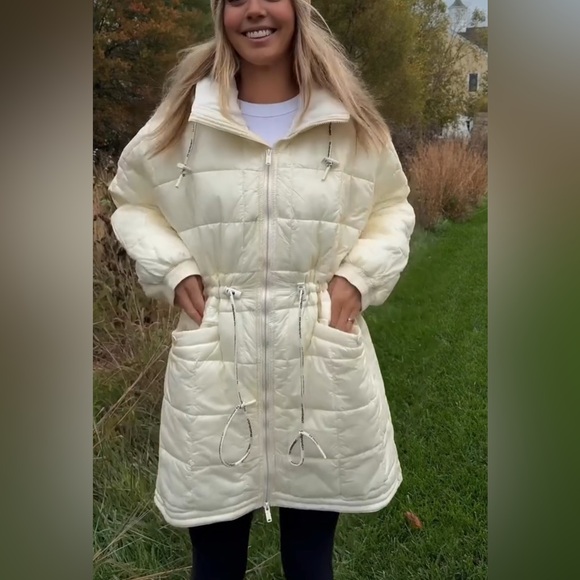 Free people Patricia Packable Poncho Puffer - Picture 1 of 8